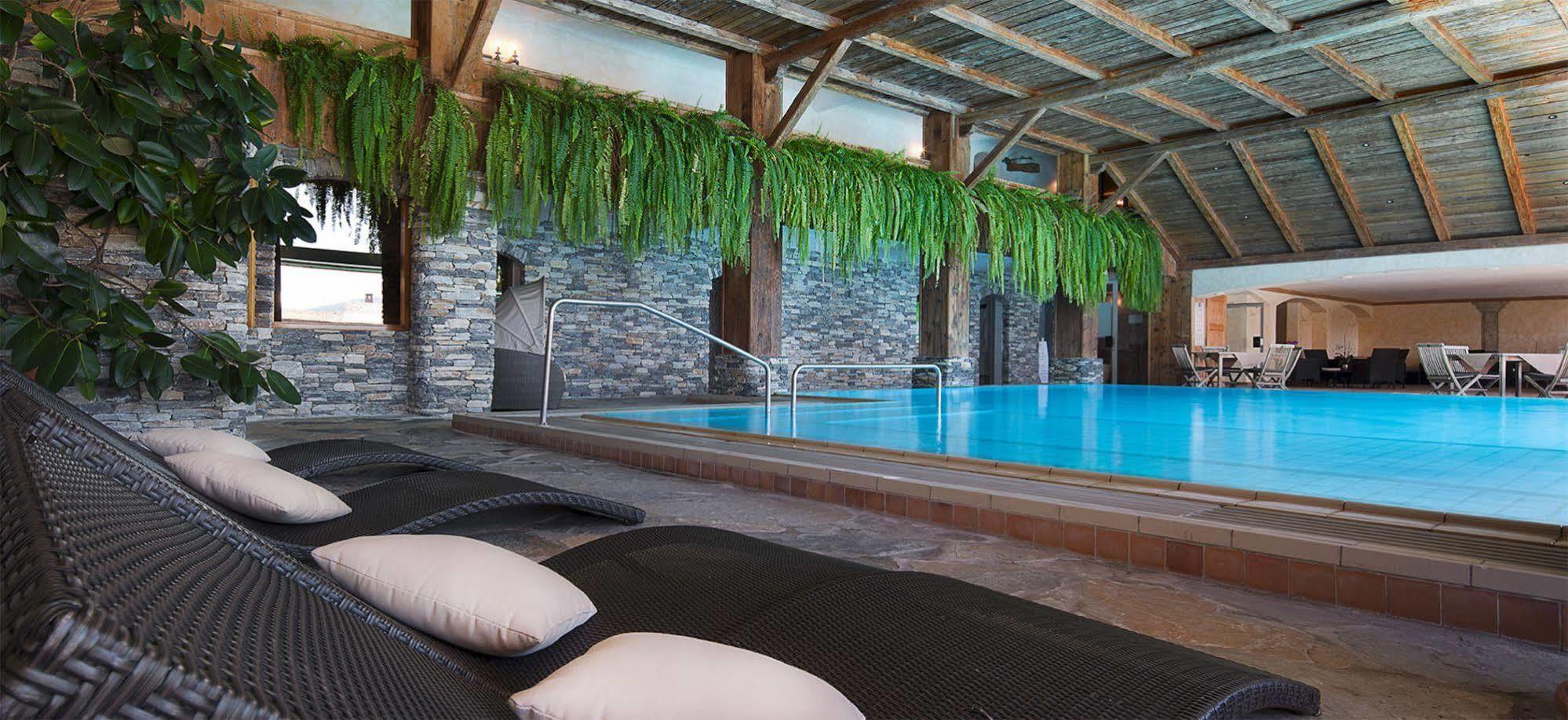 Hotel Etrier Crans-Montana Exteriör bild